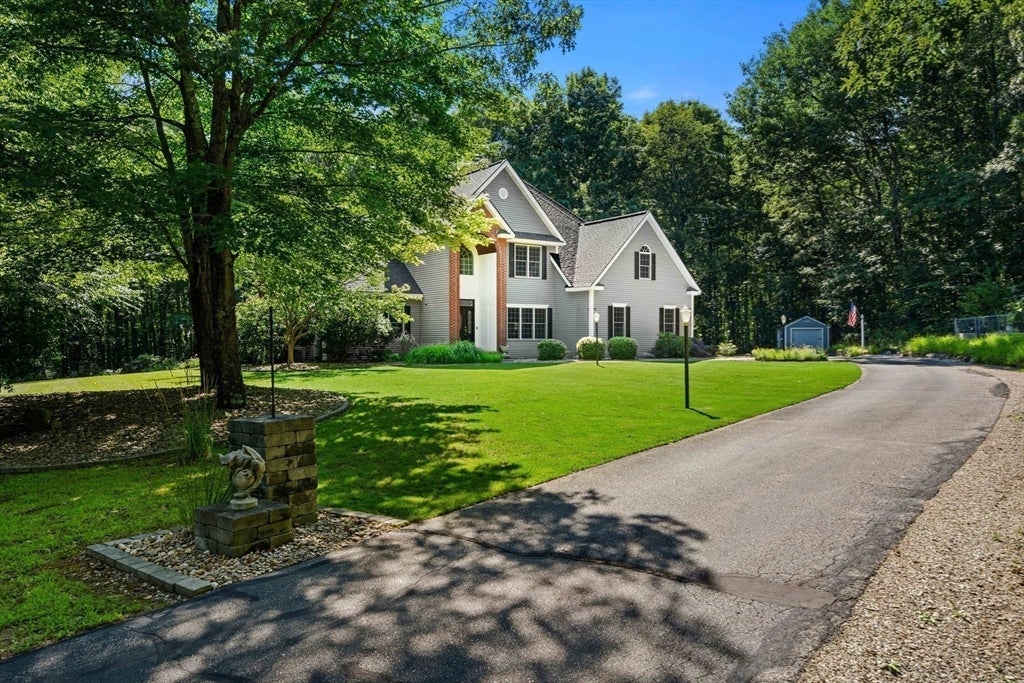 6 Evergreen Drive, Plaistow, NH Photo #32