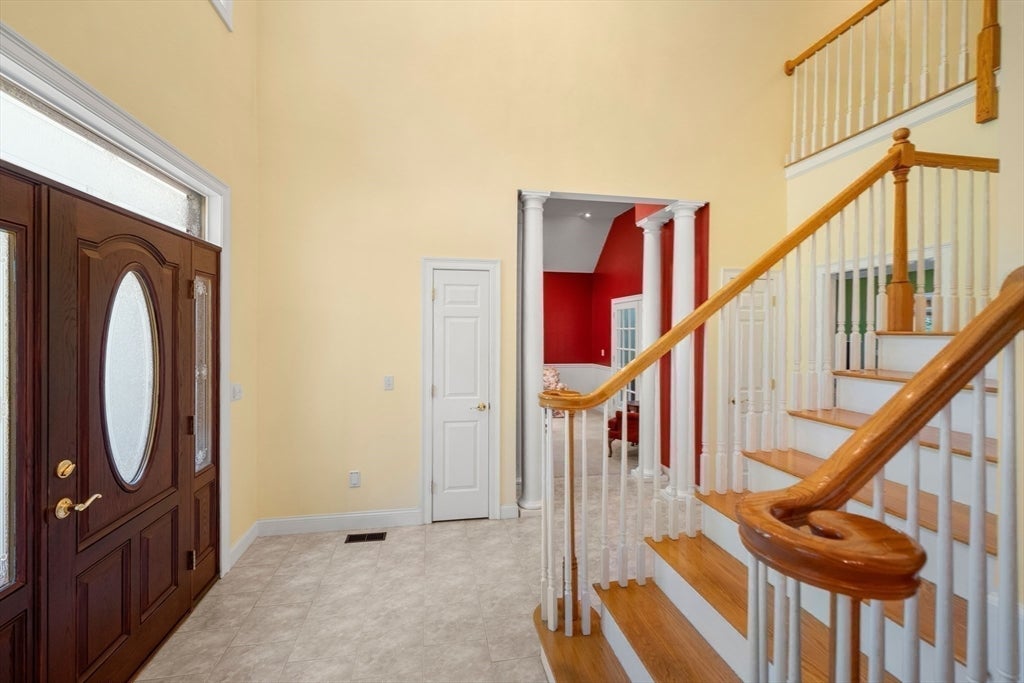 6 Evergreen Drive, Plaistow, NH Photo #16