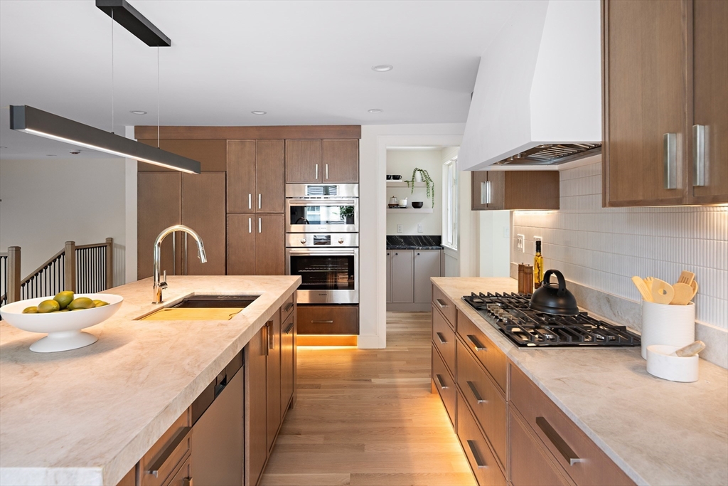10 Meredith Circle