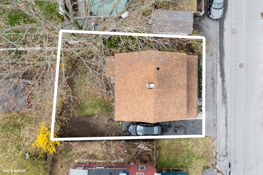 82 Sylvester St