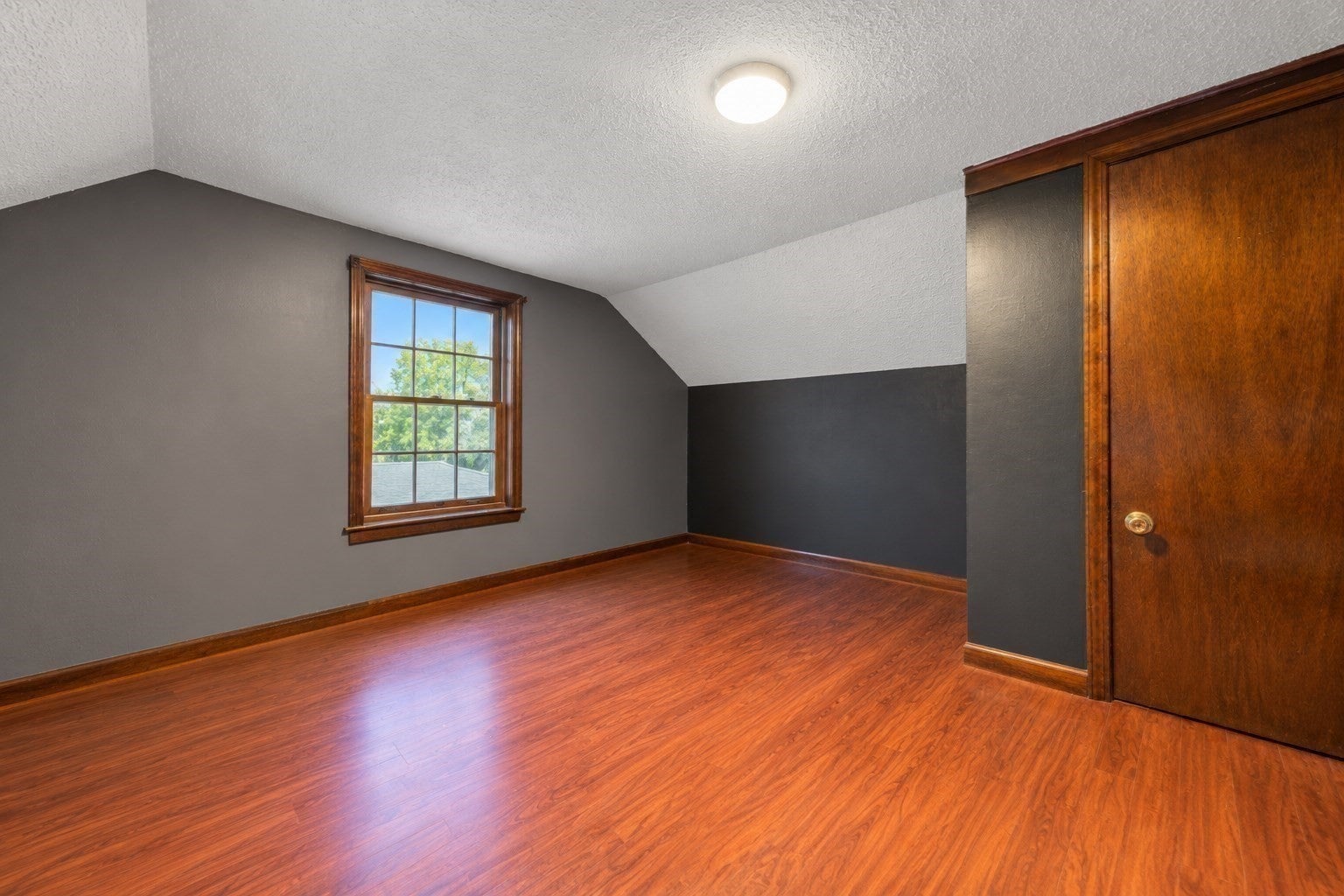 57 Ruskin St, Chicopee, MA Photo #21