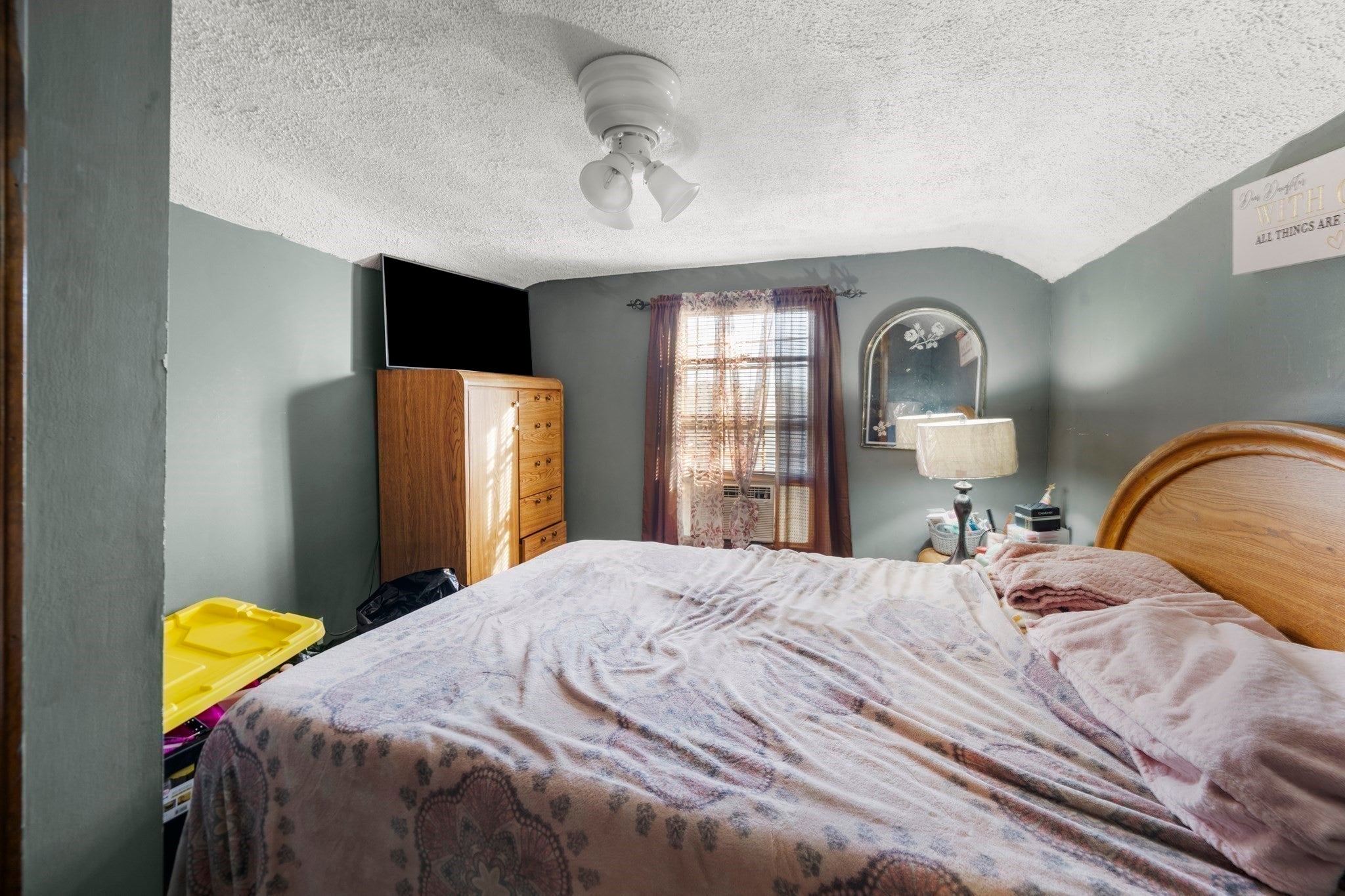 57 Ruskin St, Chicopee, MA Photo #22