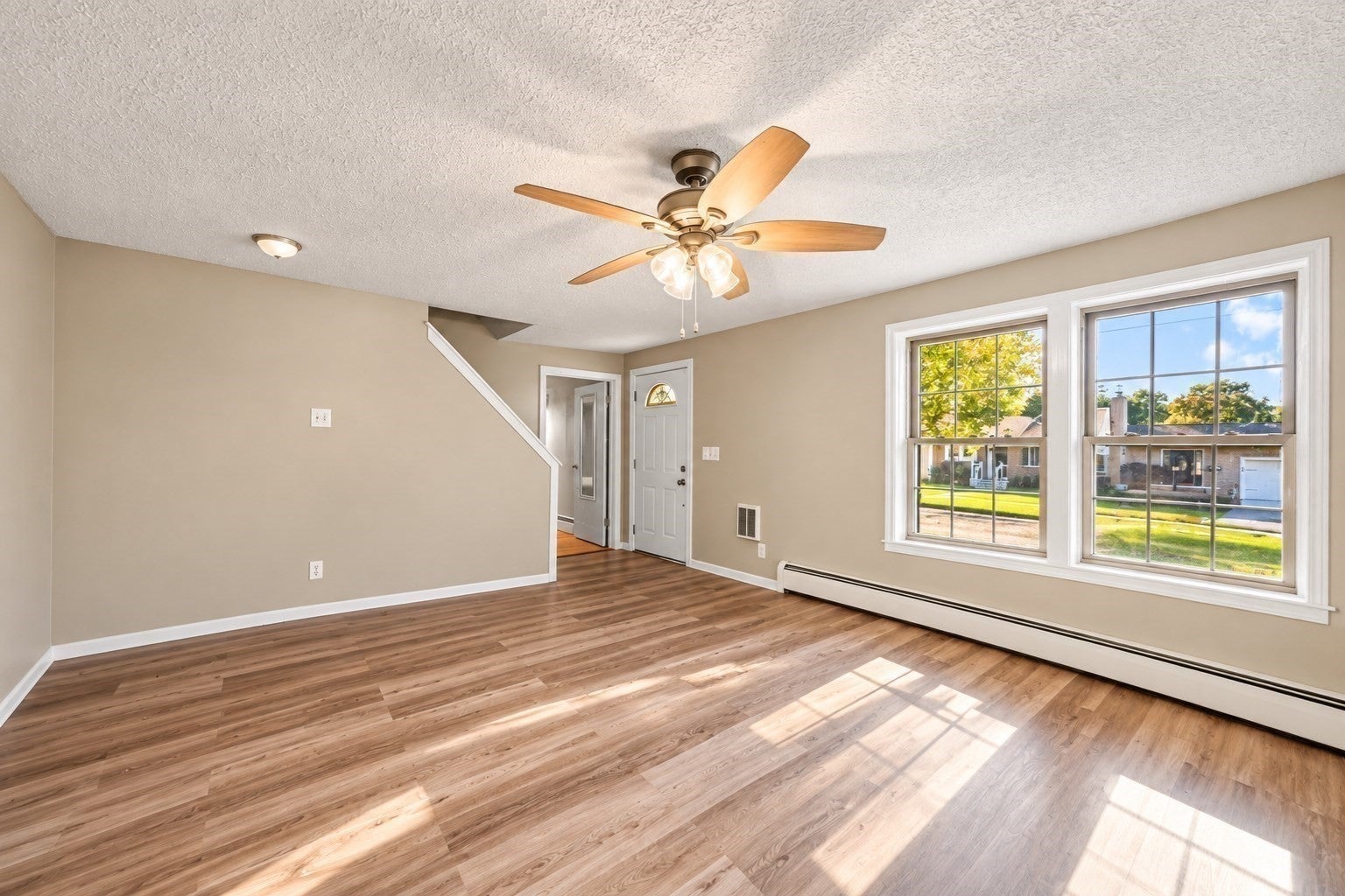 57 Ruskin St, Chicopee, MA Photo #7