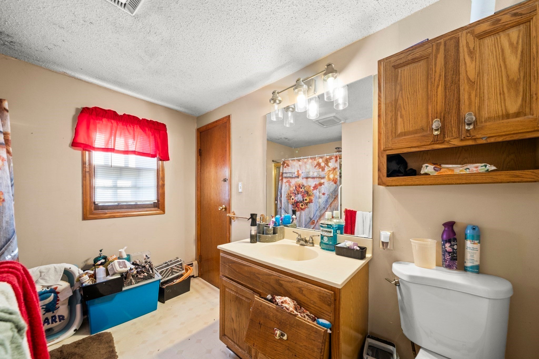 57 Ruskin St, Chicopee, MA Photo #13