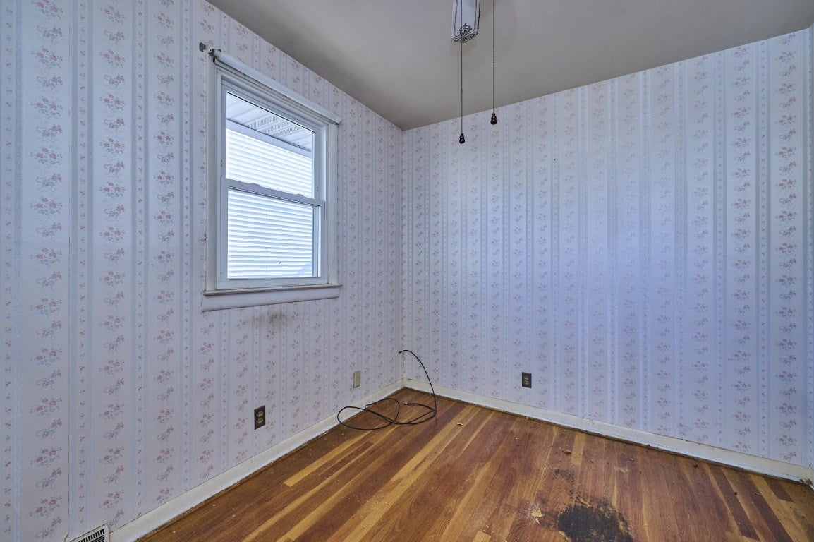 41 Henry St, Malden, MA, 41 Henry St, Malden, MA Photo #5