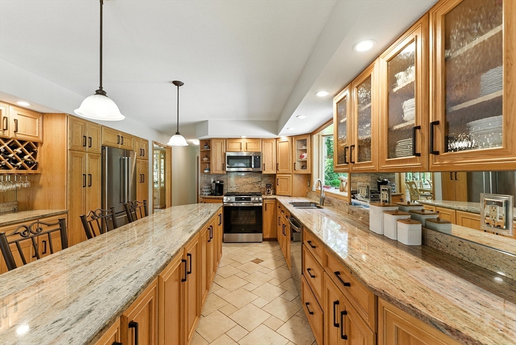 75 Southwood Dr