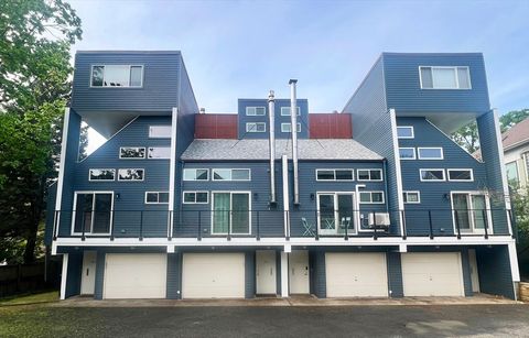 Photo of 324 Harvard Street #2C, Cambridge, MA 02139 (MLS # 73371828)