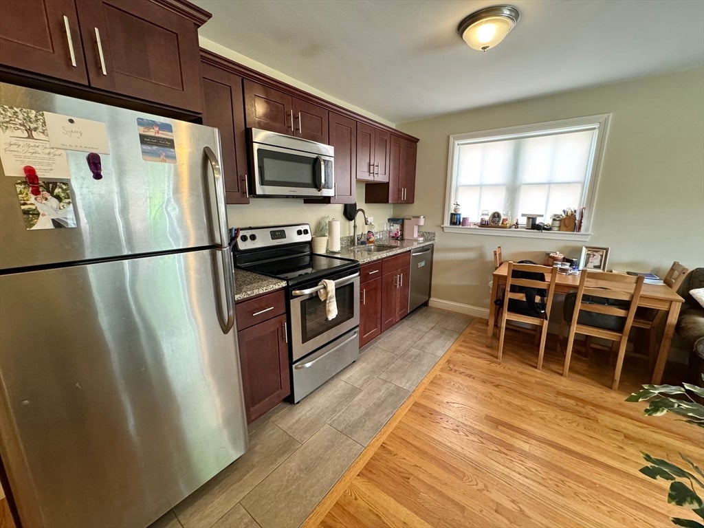 159 Summer St 3