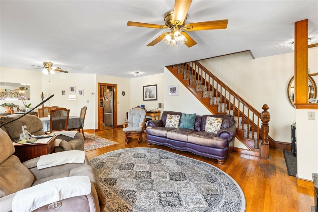 232-234 Nahatan St