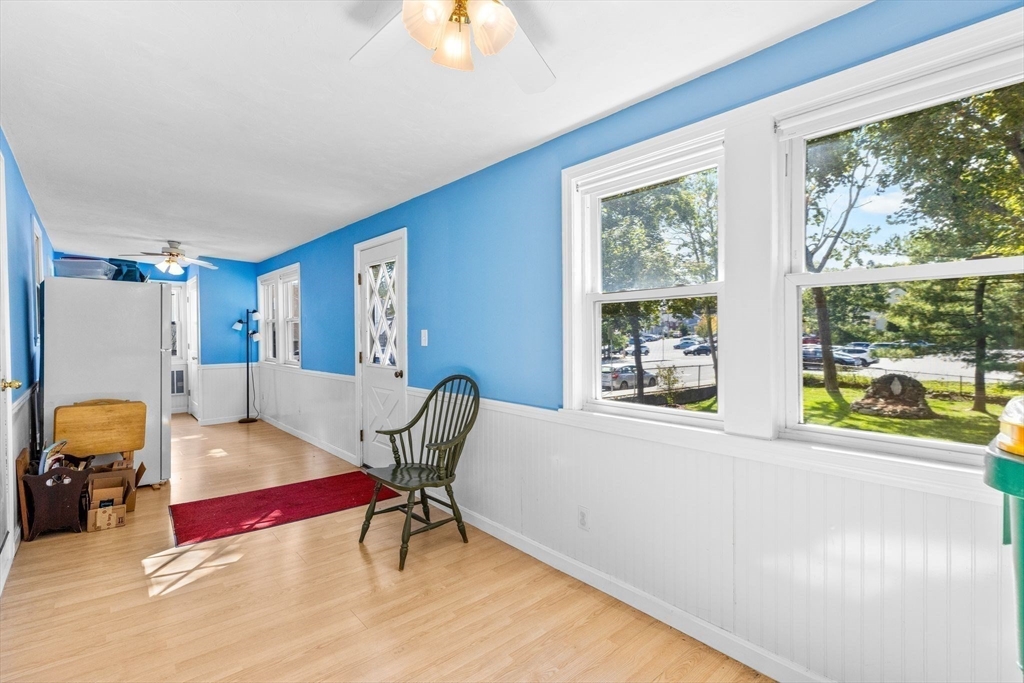 232-234 Nahatan St