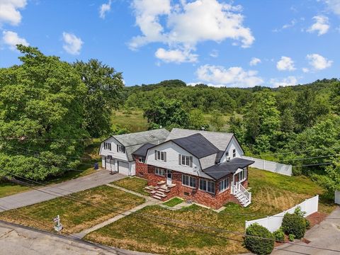 24 Preston St Dracut MA 01826
