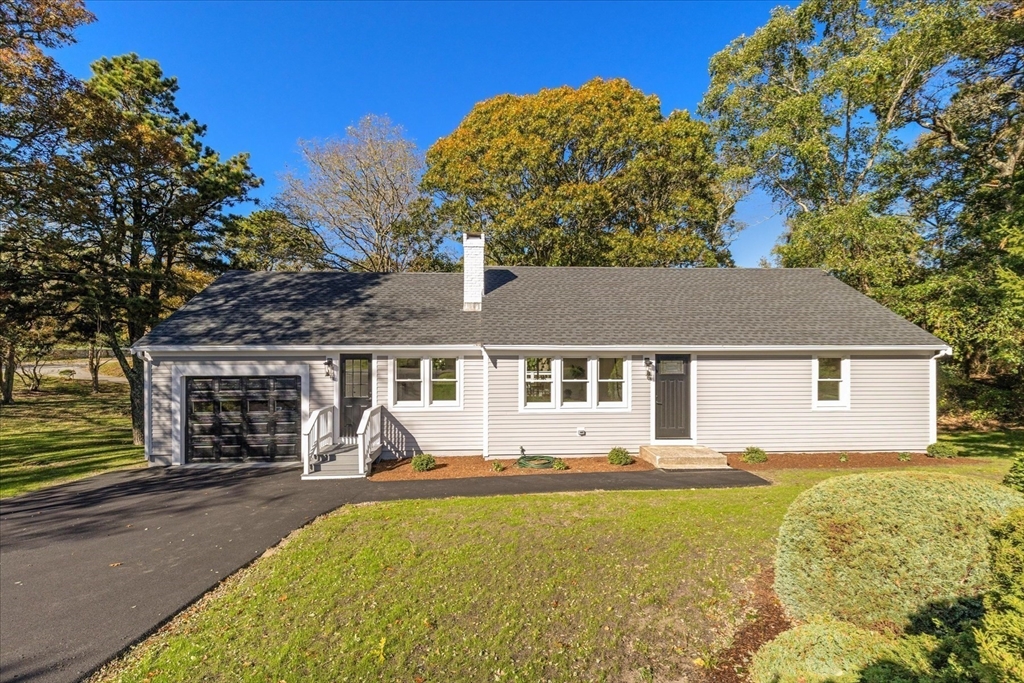 4 Pond Rd