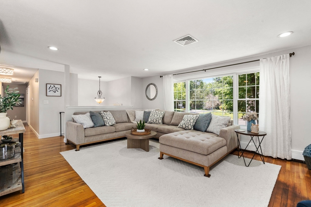 20 Billings Rd