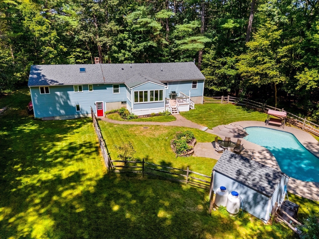 326 Nashua Rd