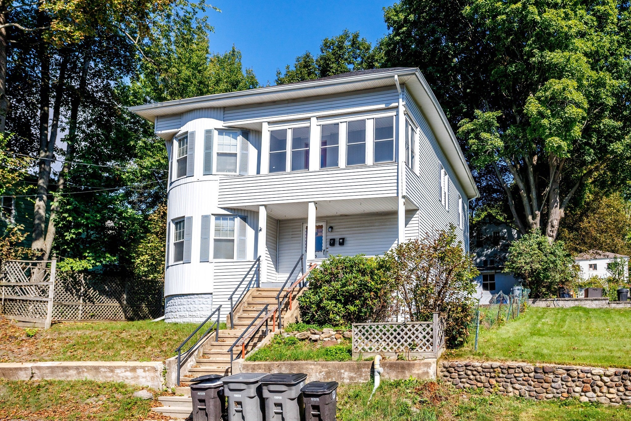 Photo of 193 Logan St, Gardner, MA