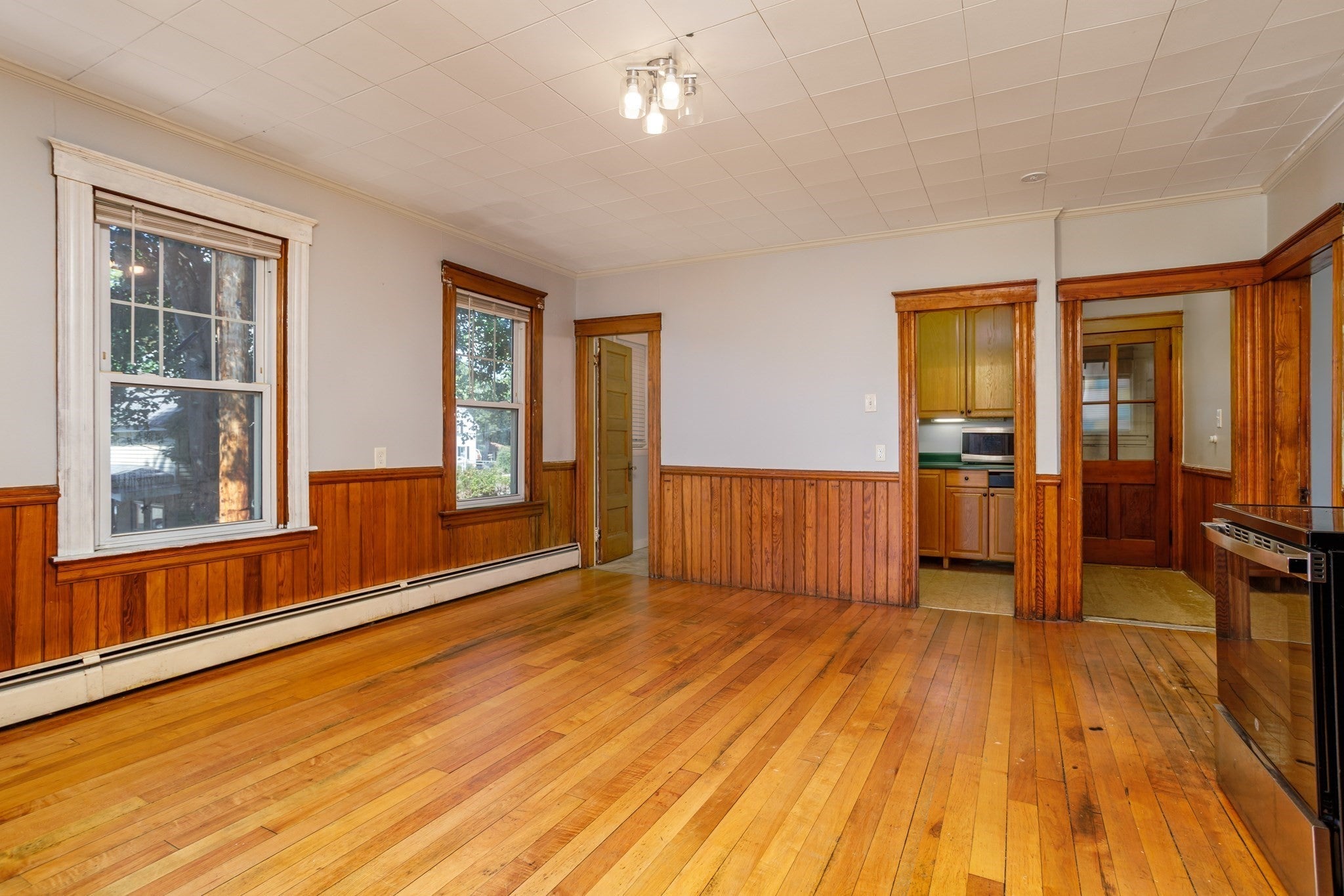193 Logan St, Gardner, MA Photo #32