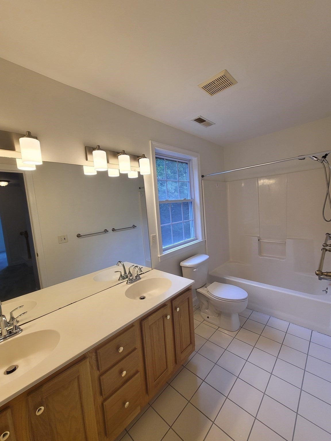 14 Aldrich Way, Ashland, MA Photo #20
