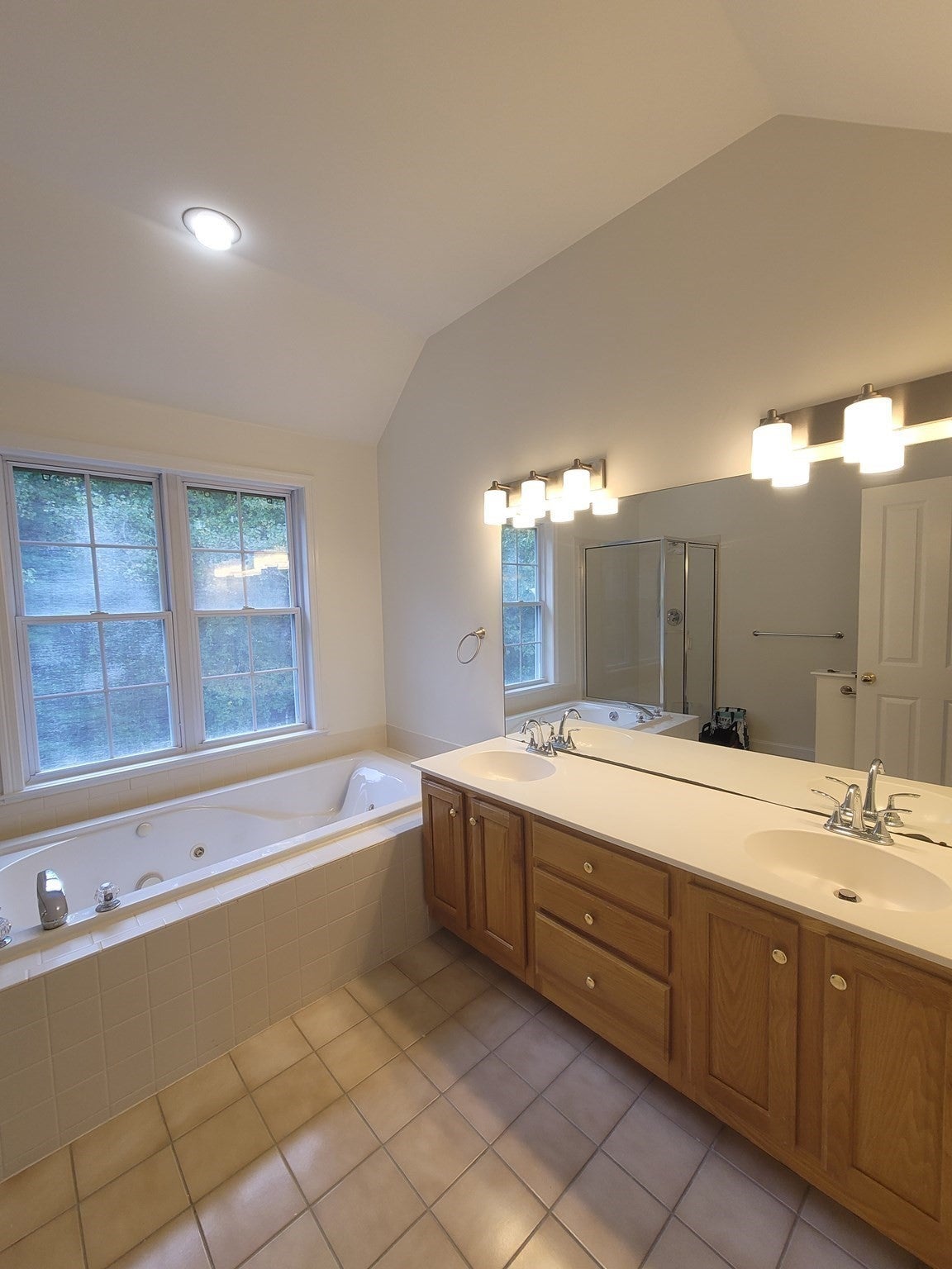 14 Aldrich Way, Ashland, MA Photo #16