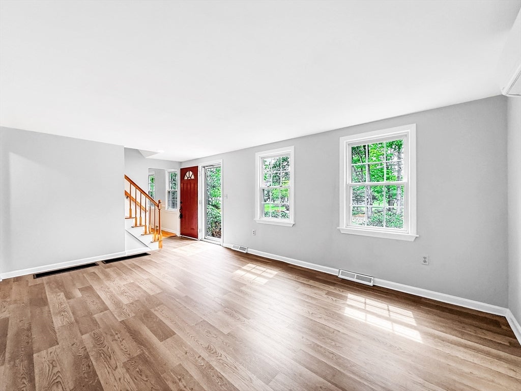 161 Hartwell Ave
