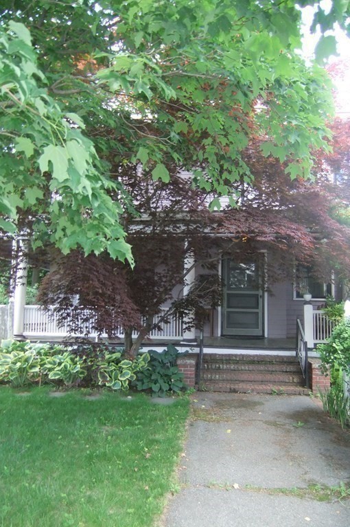 Click for 61 Judkins Street #3, Newton, MA slideshow