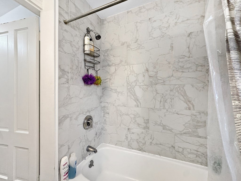 82 Federal St #82, Newburyport, MA, 82 Federal St #82, Newburyport, MA Photo #17