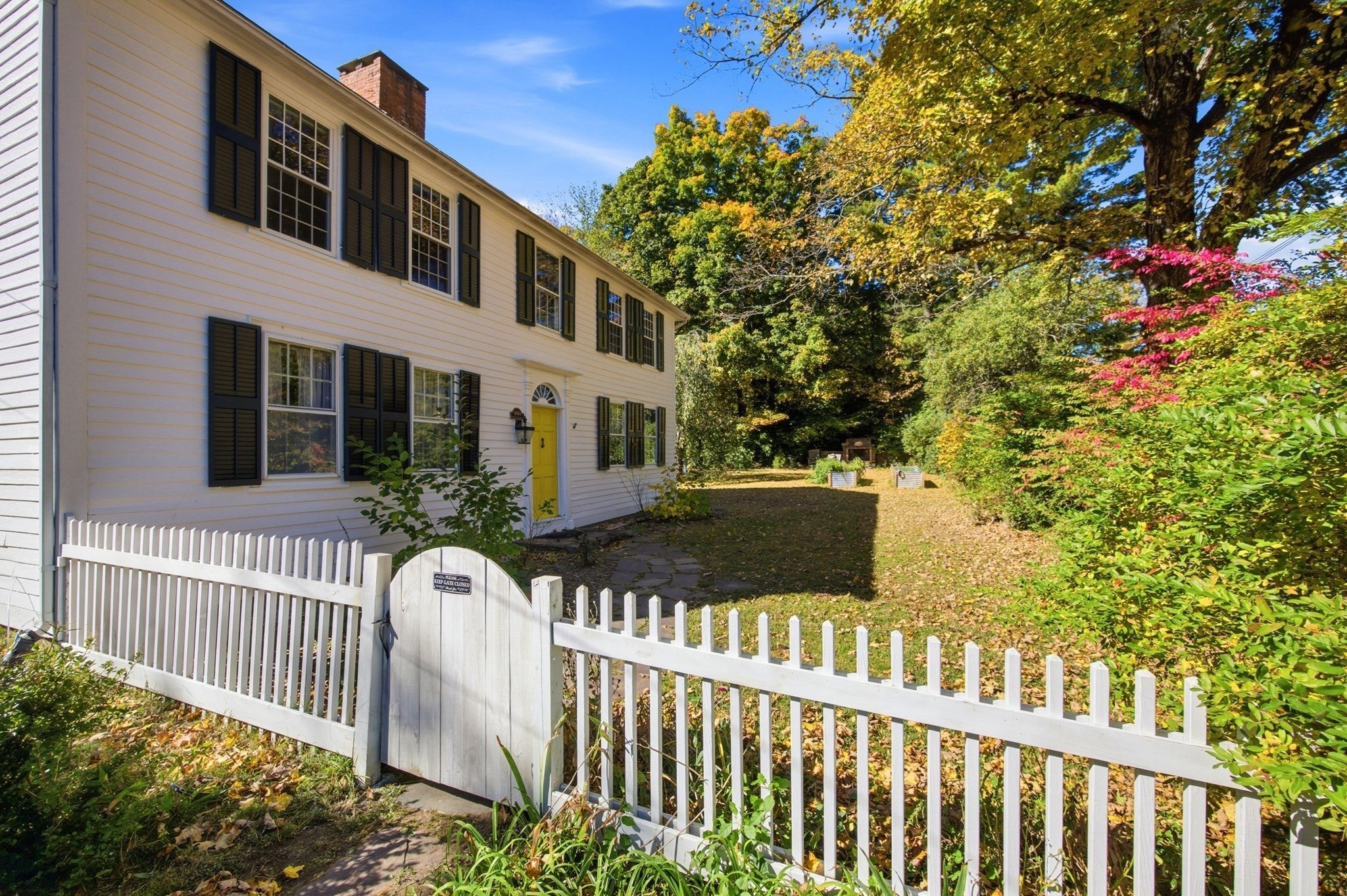 16 Parish Hill Rd, Granby, MA, 16 Parish Hill Rd, Granby, MA Photo #2