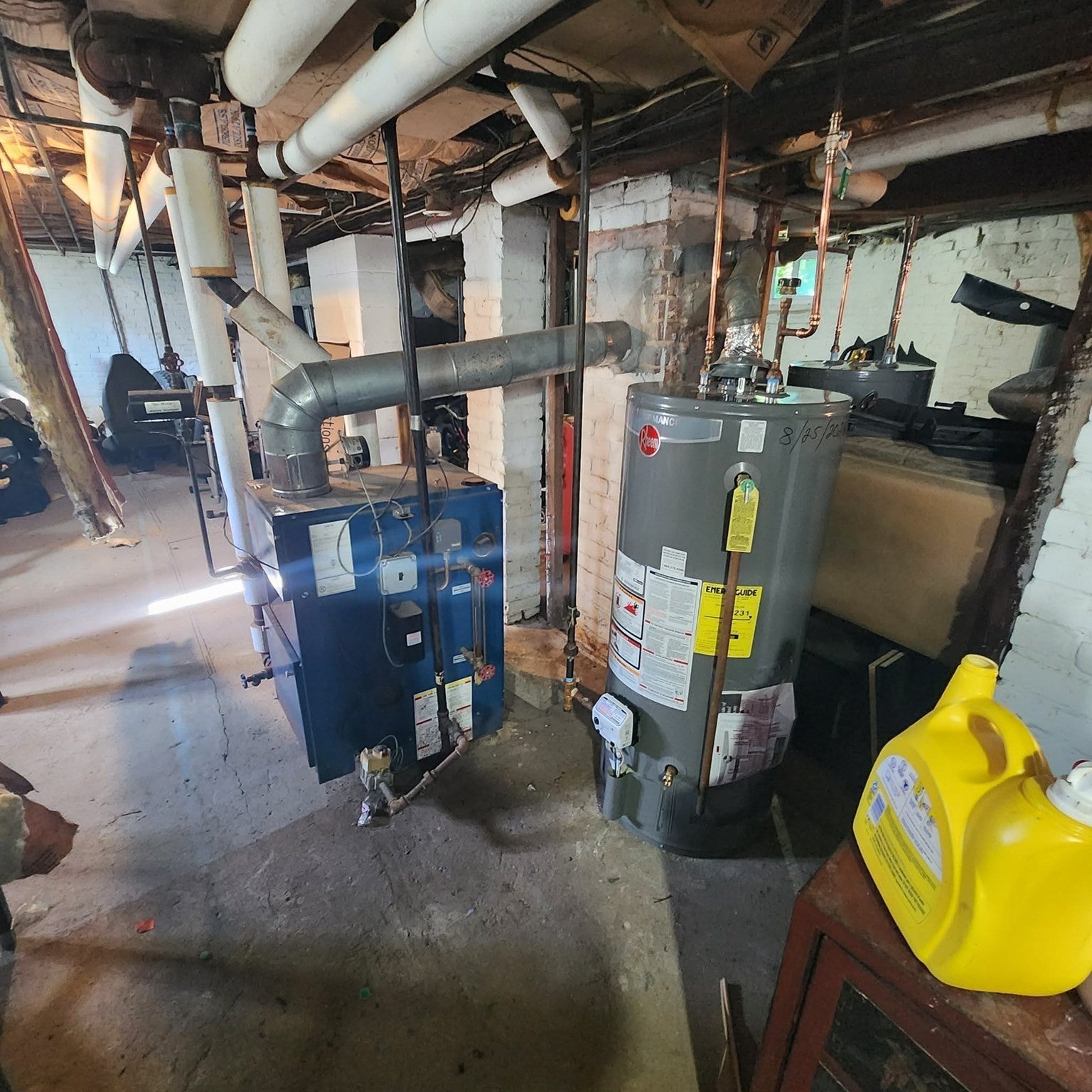133 Hampden St, Chicopee, MA Photo #28