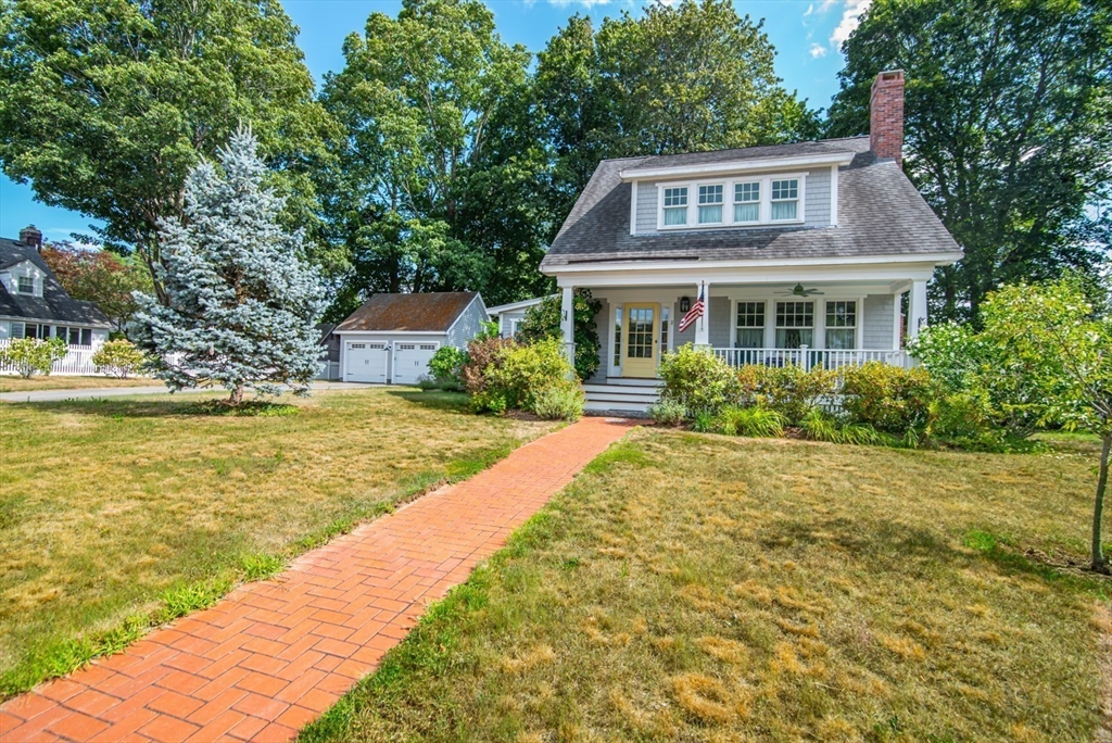 2 Hitching Post Lane