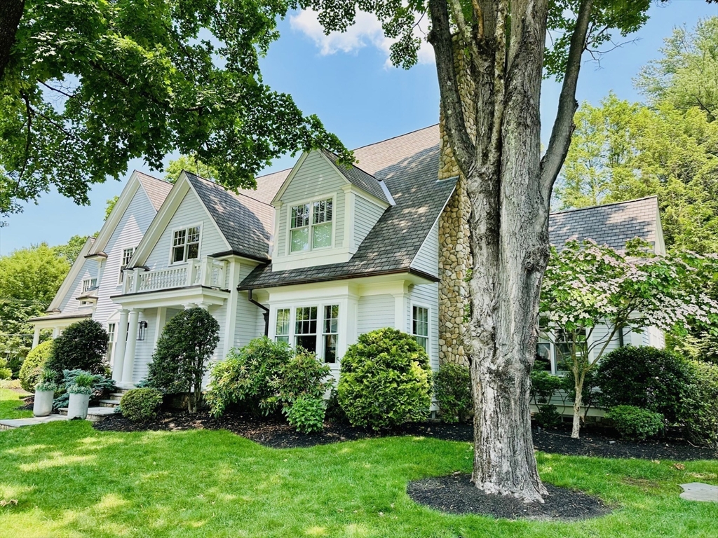 15 Essex Rd