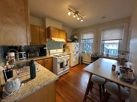 1056 Cambridge St 4R Cambridge MA 02139