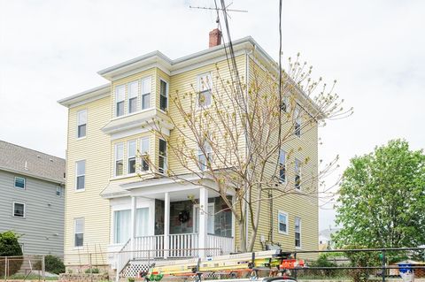 92 Ballard St Fall River MA 02720