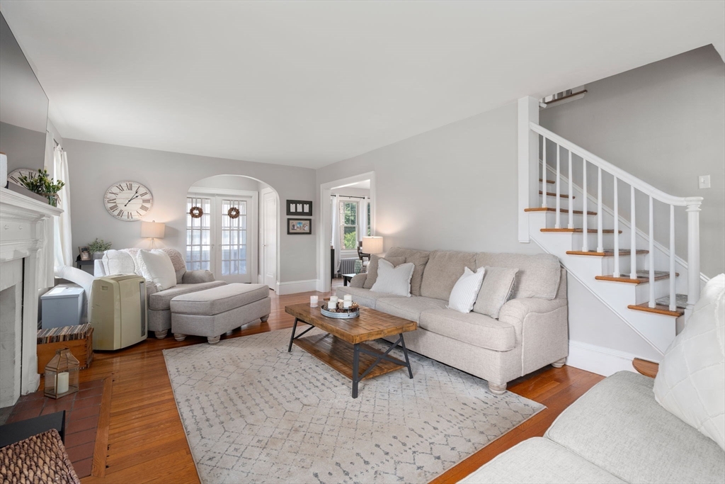 107 Perkins St