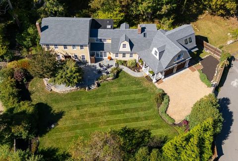 Photo of 920 Hale St, Beverly, MA 01915 (MLS # 73439900)