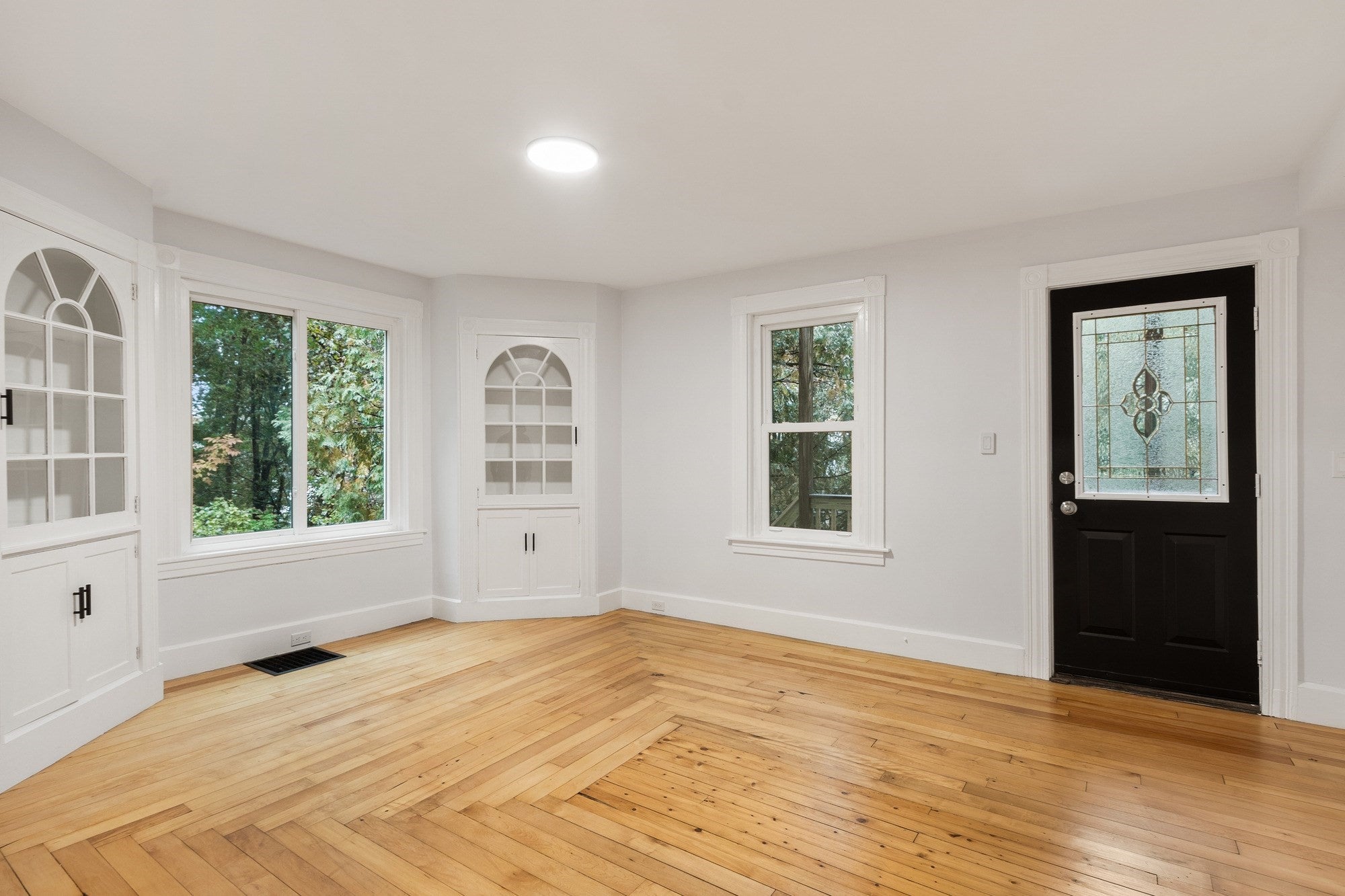 15 Nutting St, Fitchburg, MA Photo #14