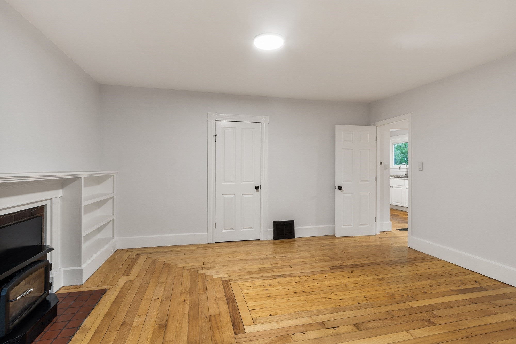 15 Nutting St, Fitchburg, MA Photo #16
