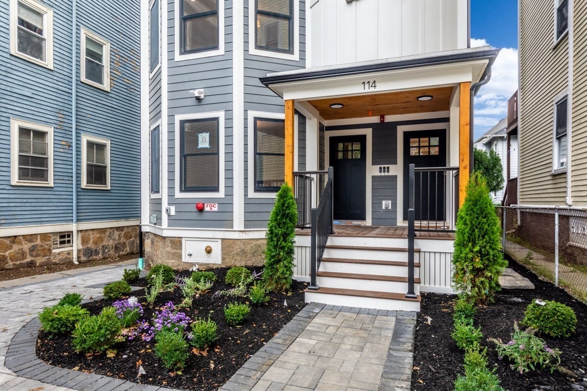 114 Franklin St #2, Brookline, MA, 114 Franklin St #2, Brookline, MA Photo #1