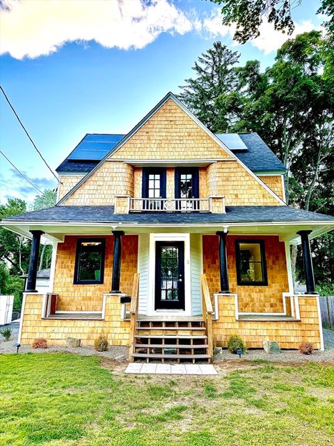 Photo of 6 Wheelock St, Oxford, MA 01540 (MLS # 73527001)