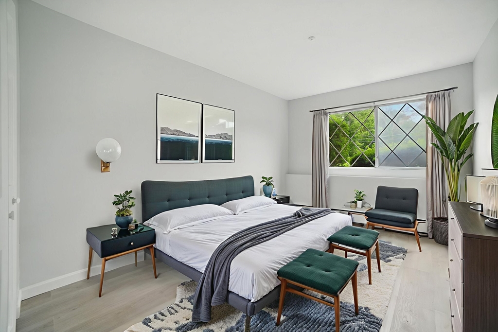 7 Fernview Ave 7A