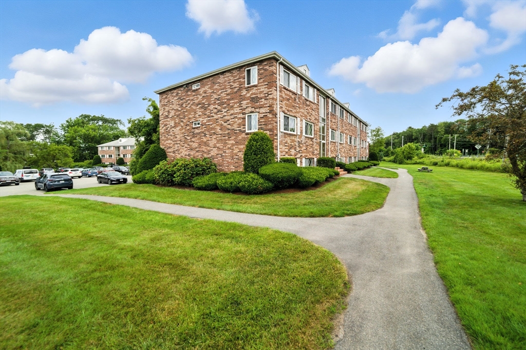 7 Fernview Ave 7A