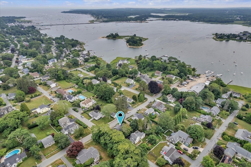 83 Shipyard Ln