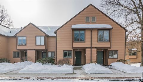 Photo of 575 Bridge Rd #10-5, Northampton, MA 01062 (MLS # 73478704)