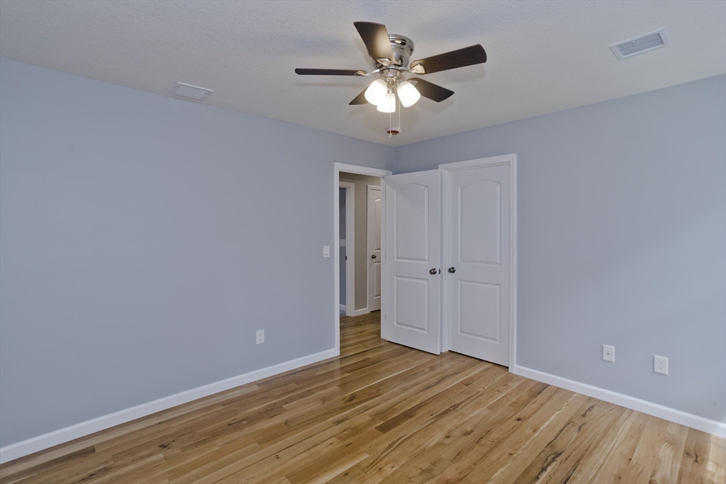 Ludlow, Massachusetts 01056, United States, 4 Bedrooms Bedrooms, ,3 BathroomsBathrooms,Residential,Active,184536