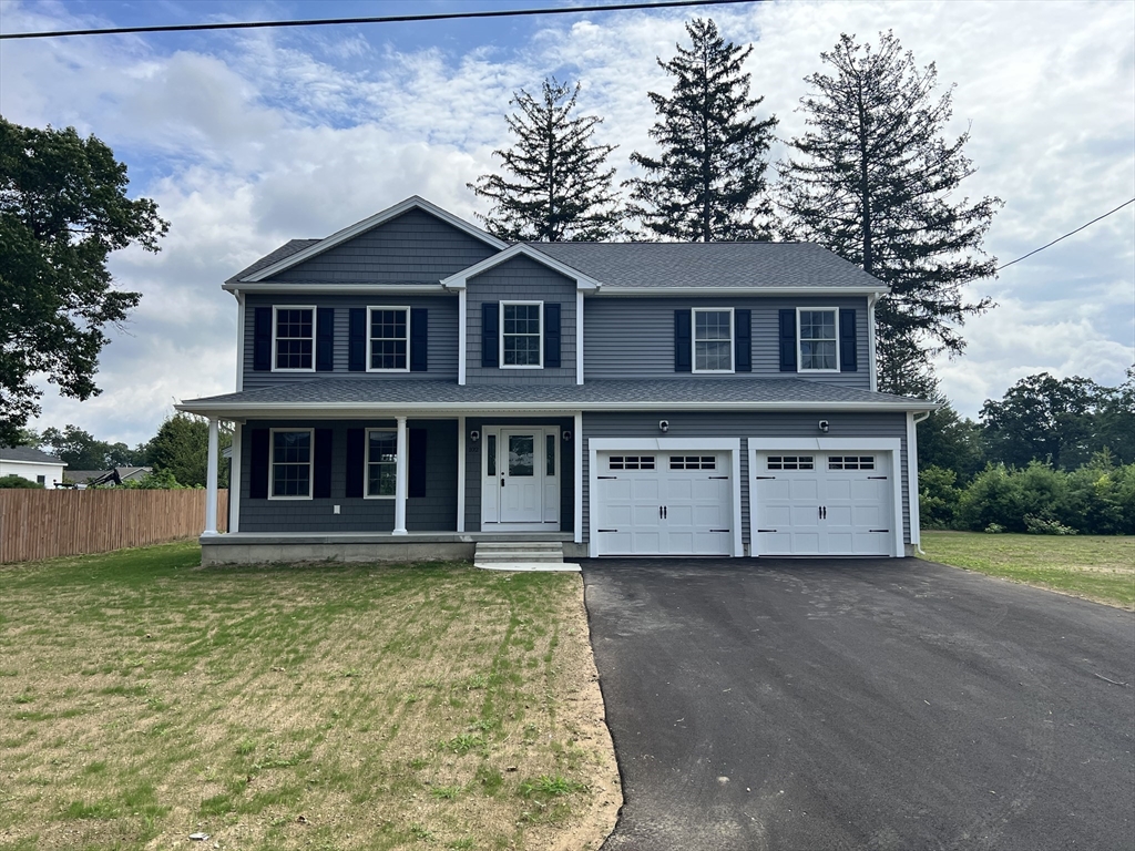 Ludlow, Massachusetts 01056, United States, 4 Bedrooms Bedrooms, ,3 BathroomsBathrooms,Residential,Active,184536