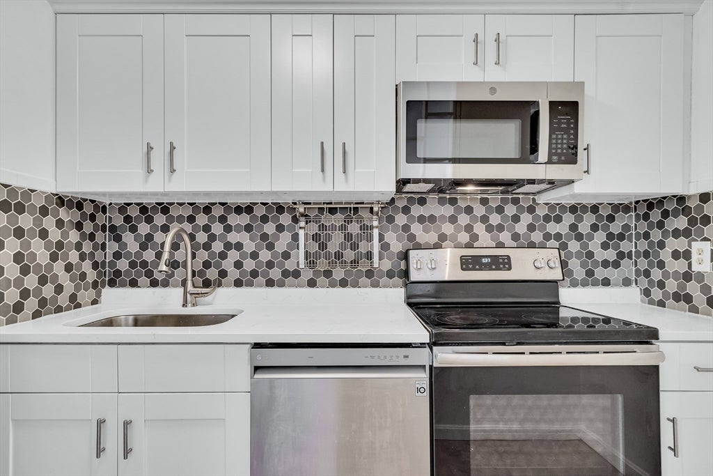 125 Trapelo Road #12, Belmont, MA, 125 Trapelo Road #12, Belmont, MA Photo #12