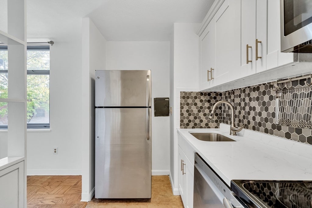 125 Trapelo Road #12, Belmont, MA, 125 Trapelo Road #12, Belmont, MA Photo #13