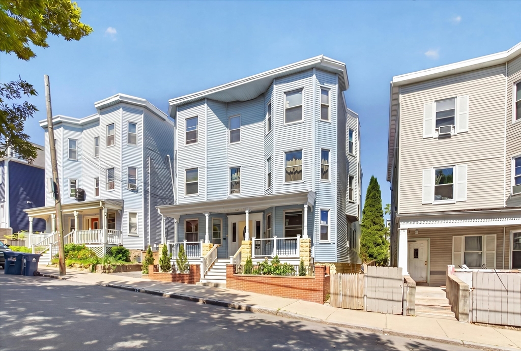 34 Sumner St 3