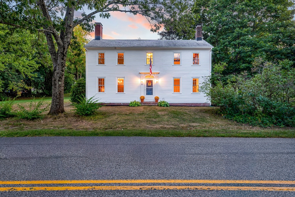 53 Old Amesbury Line Rd