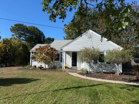 Photo of 32 Powhatan Rd, Yarmouth, MA 02664 (MLS # 73593014)