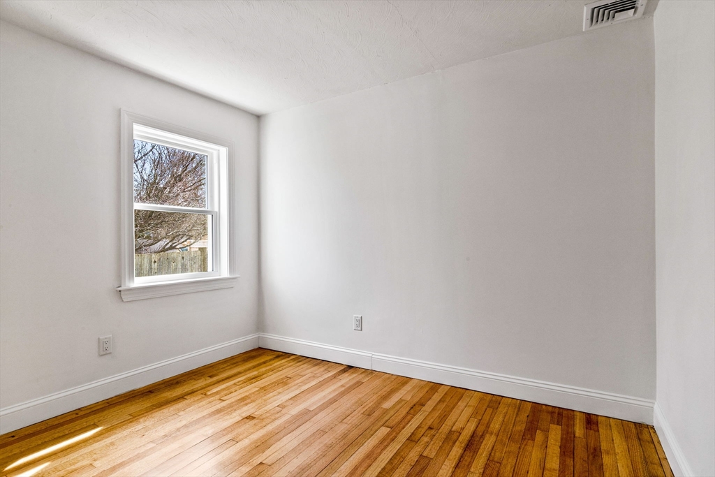 90 Packard Ave, Hull, MA, 90 Packard Ave, Hull, MA Photo #8