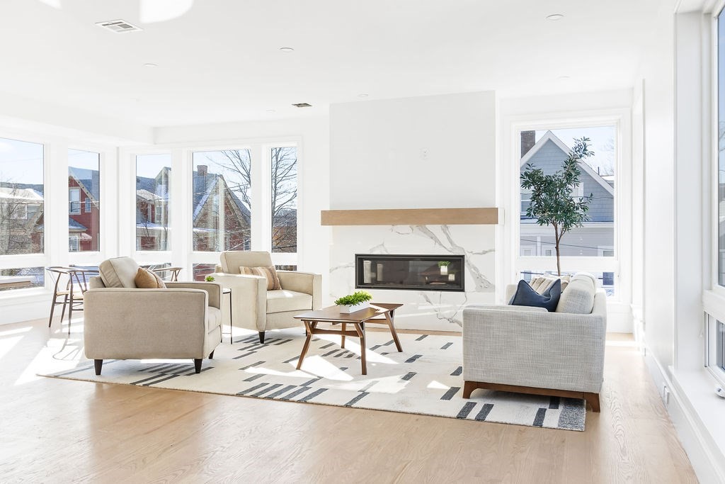 31 Evergreen St